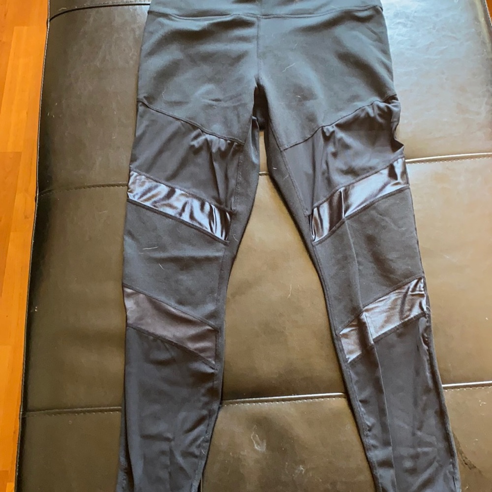 Fabletics leggings